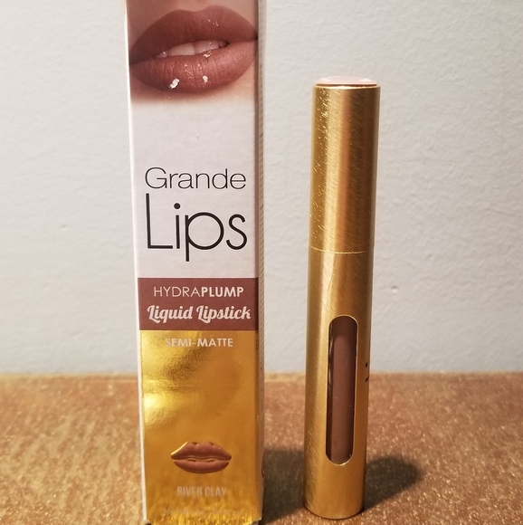 Grande Lips Liquid Lipstick - Picture 3 of 3